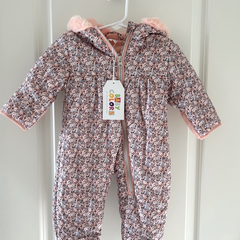 Baby Colors Insulated Bodysuit Size 6M NWT